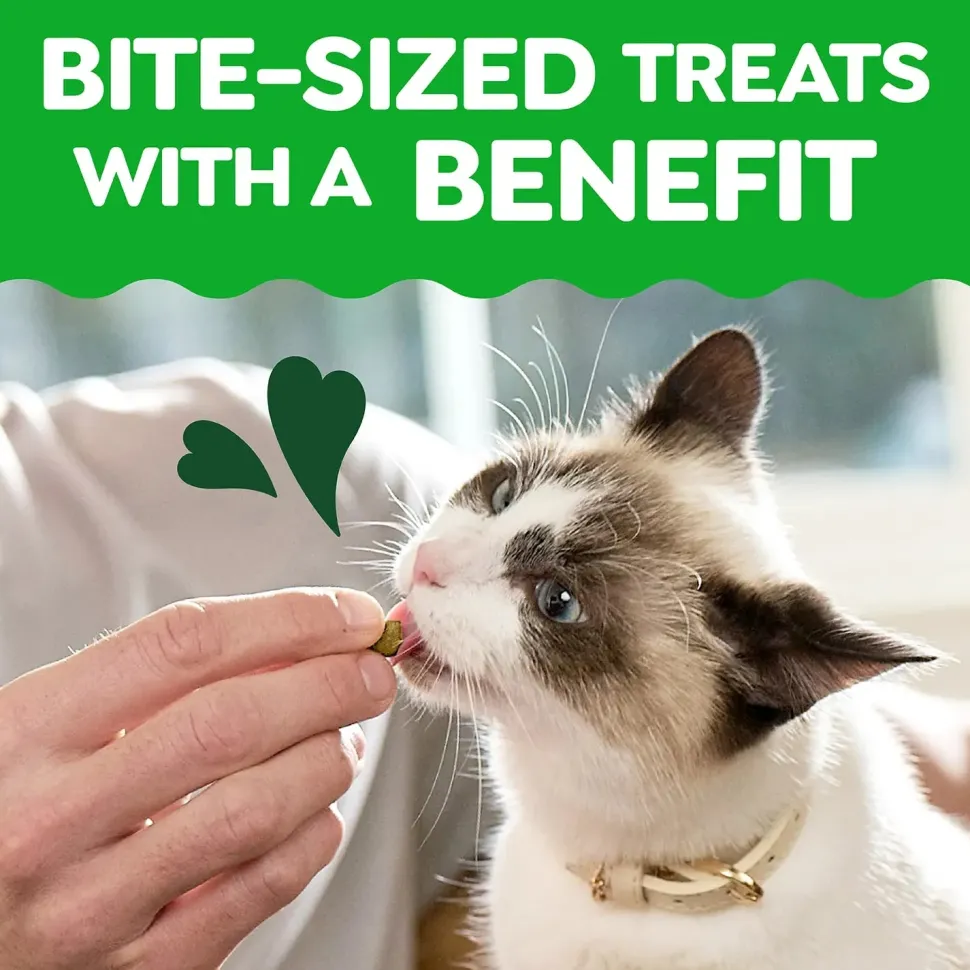 Greenies Feline SmartBites Healthy Indoor Tuna Cat Treats 4.6-oz